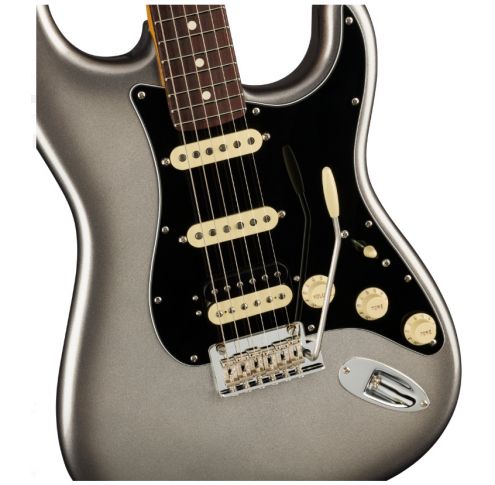 American Professional II tratocaster ® HSS (Mercury)